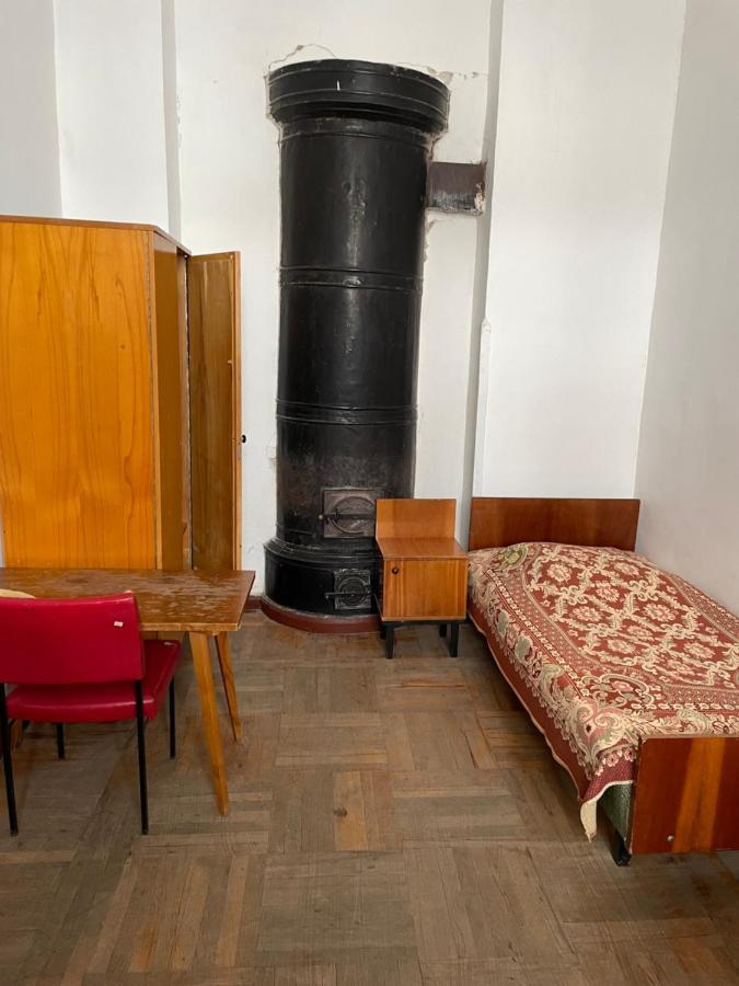 Firuza Hostel 博尔若米 外观 照片