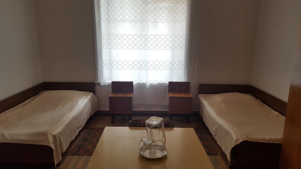 Firuza Hostel 博尔若米 外观 照片