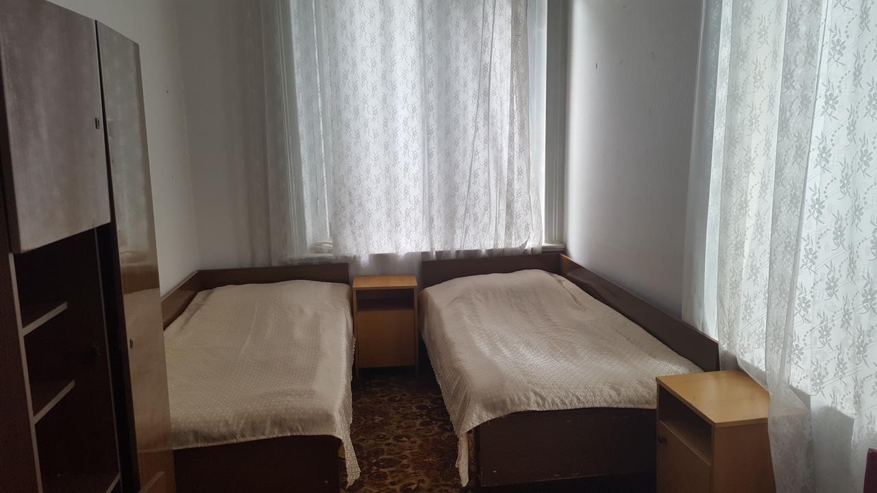 Firuza Hostel 博尔若米 外观 照片