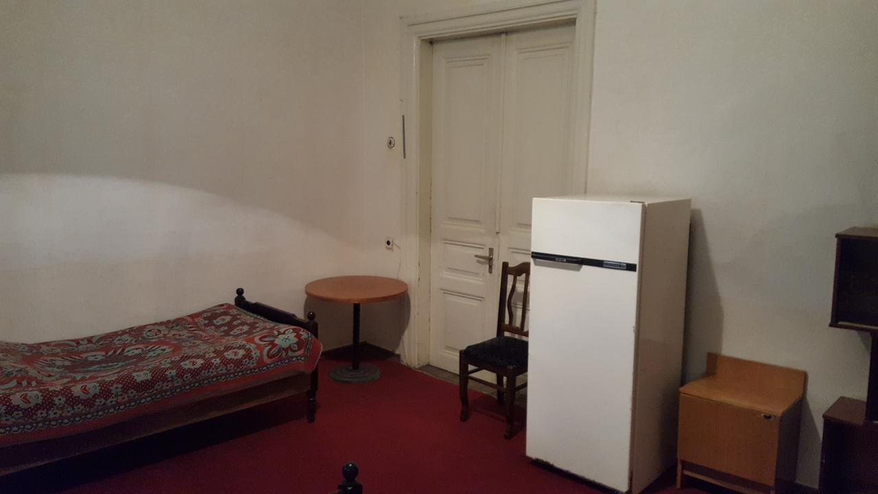 Firuza Hostel 博尔若米 外观 照片