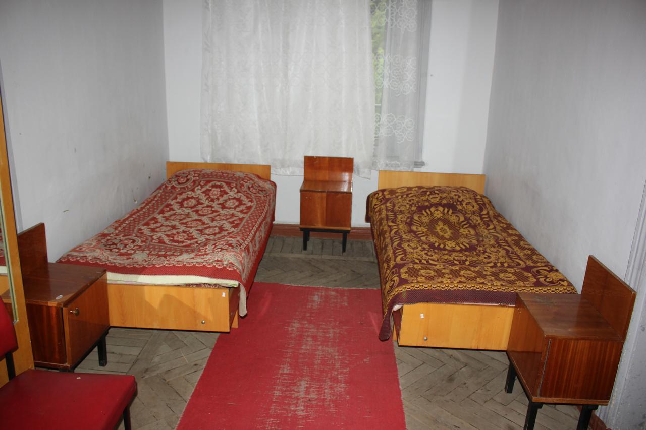 Firuza Hostel 博尔若米 外观 照片