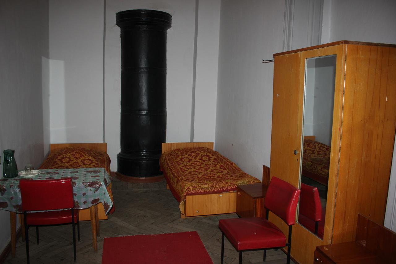 Firuza Hostel 博尔若米 外观 照片